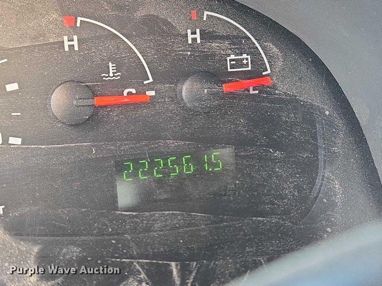 image for item EN8249 2006 Ford E450 school bus