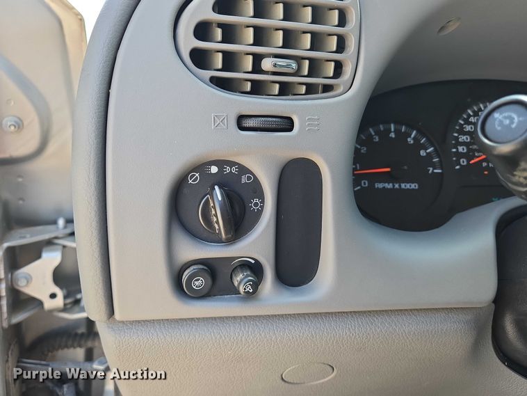 image for item EN8258 2008 Chevrolet Trailblazer LS SUV