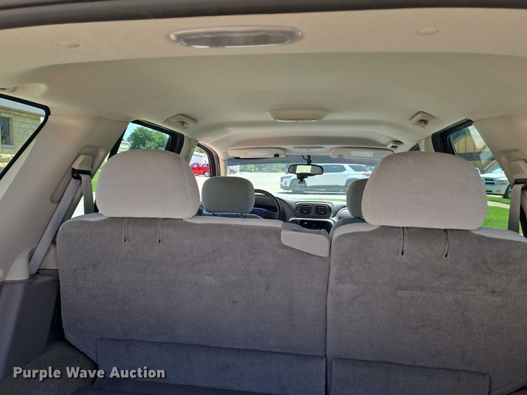 image for item EN8258 2008 Chevrolet Trailblazer LS SUV