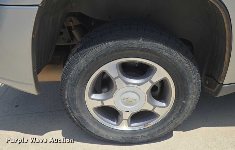 image for item EN8258 2008 Chevrolet Trailblazer LS SUV