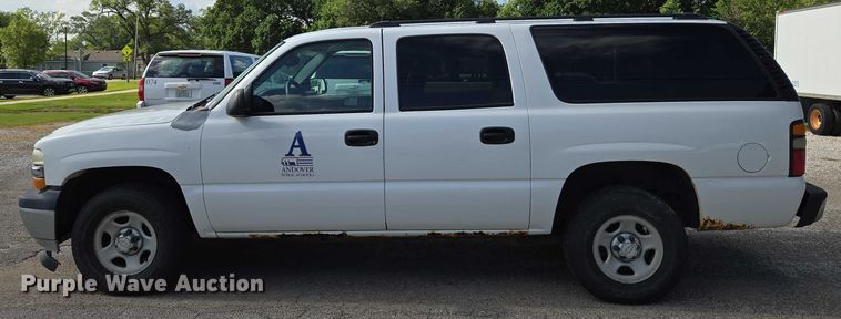 image for item EN8262 2006 Chevrolet Suburban 1500 SUV