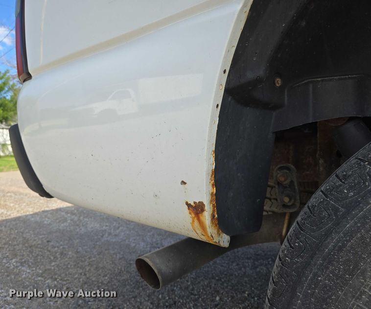 image for item EN8262 2006 Chevrolet Suburban 1500 SUV