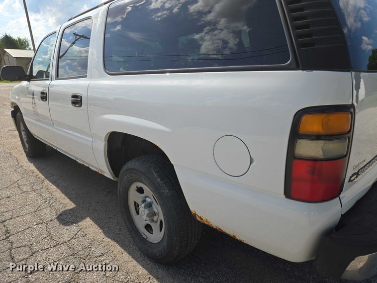 image for item EN8262 2006 Chevrolet Suburban 1500 SUV