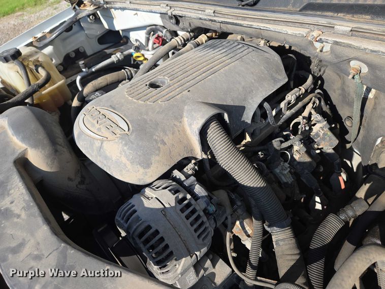 image for item EN8262 2006 Chevrolet Suburban 1500 SUV