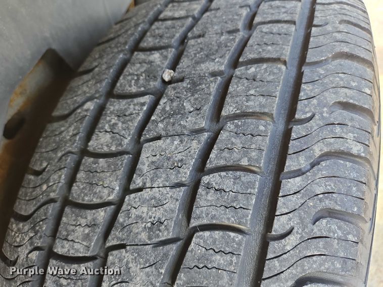 image for item EN8263 2007 Chevrolet Suburban 1500 SUV