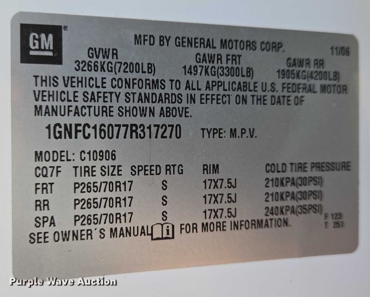 image for item EN8263 2007 Chevrolet Suburban 1500 SUV