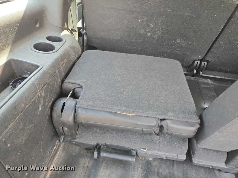 image for item EN8264 2007 Chevrolet Suburban 1500 SUV