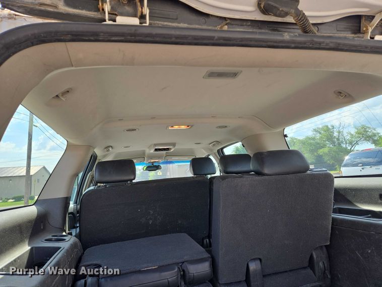 image for item EN8264 2007 Chevrolet Suburban 1500 SUV