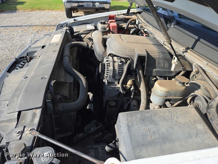 image for item EN8264 2007 Chevrolet Suburban 1500 SUV