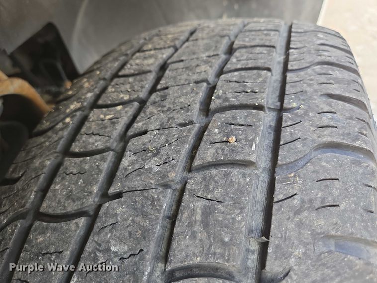 image for item EN8264 2007 Chevrolet Suburban 1500 SUV