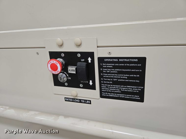 image for item EN8268 Porch-Lift wheelchair lift