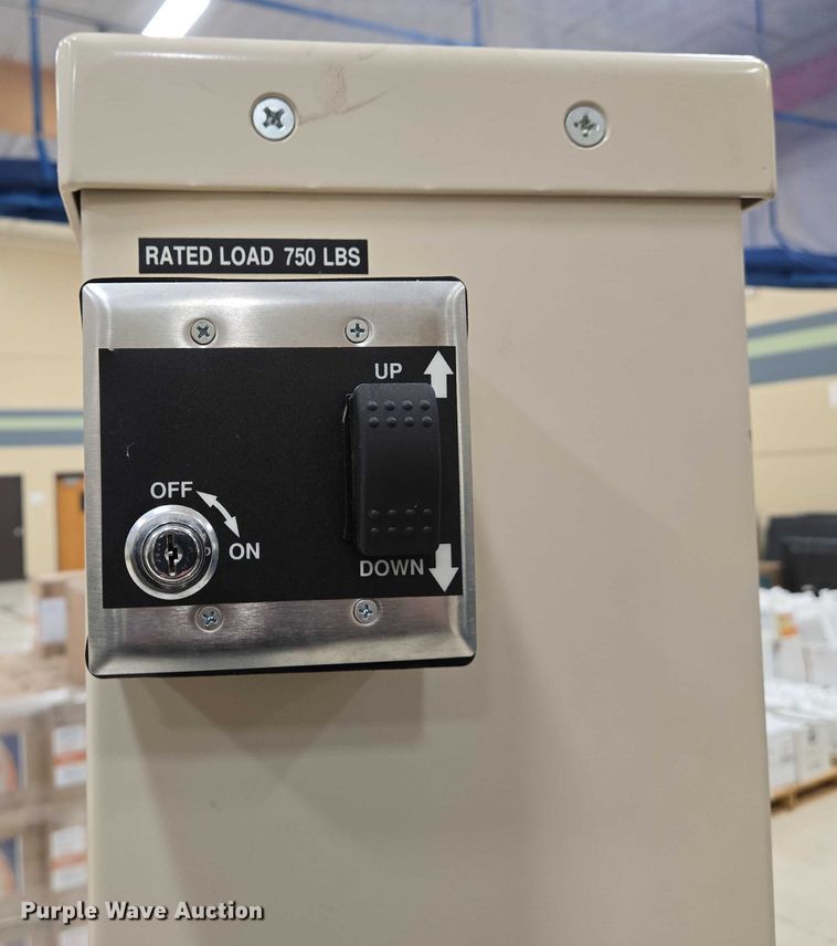 image for item EN8268 Porch-Lift wheelchair lift