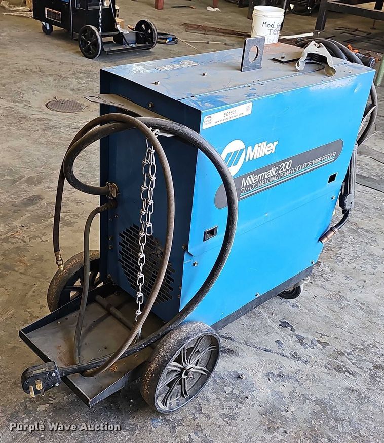 image for item EO1502 Miller Millermatic 200 welder