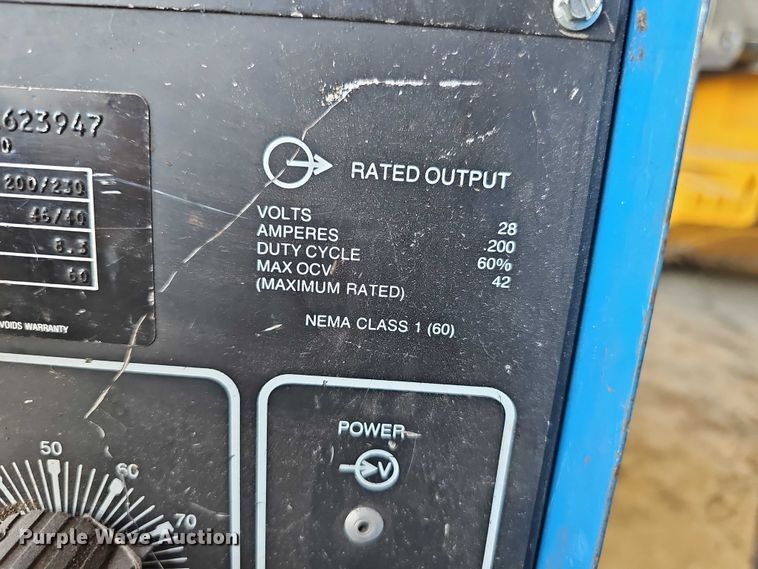 image for item EO1502 Miller Millermatic 200 welder