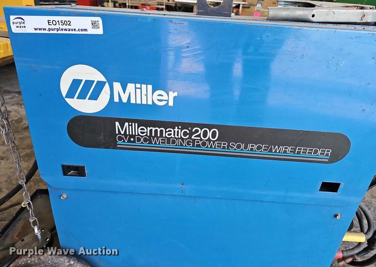 image for item EO1502 Miller Millermatic 200 welder