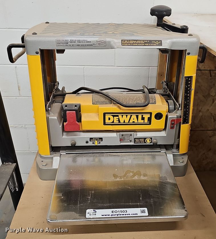 image for item EO1503 Dewalt planer