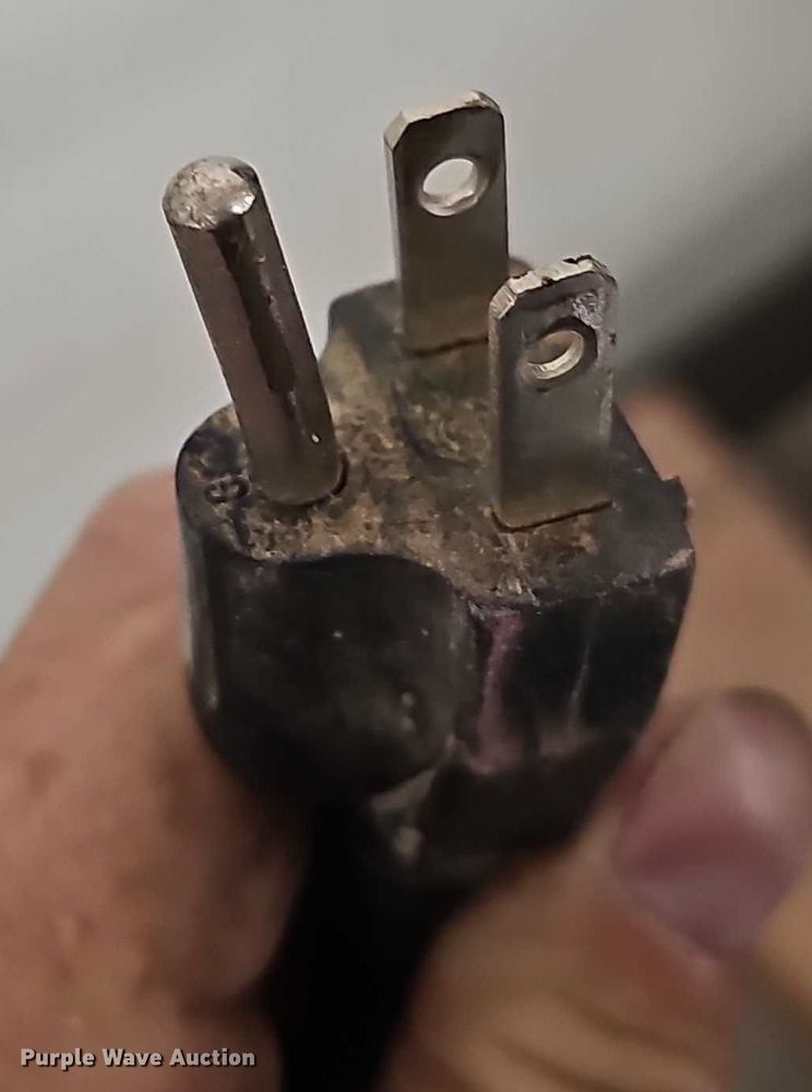 image for item EO1505 Woodworking equipment