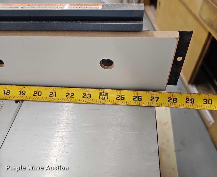 image for item EO1507 Bosch router table