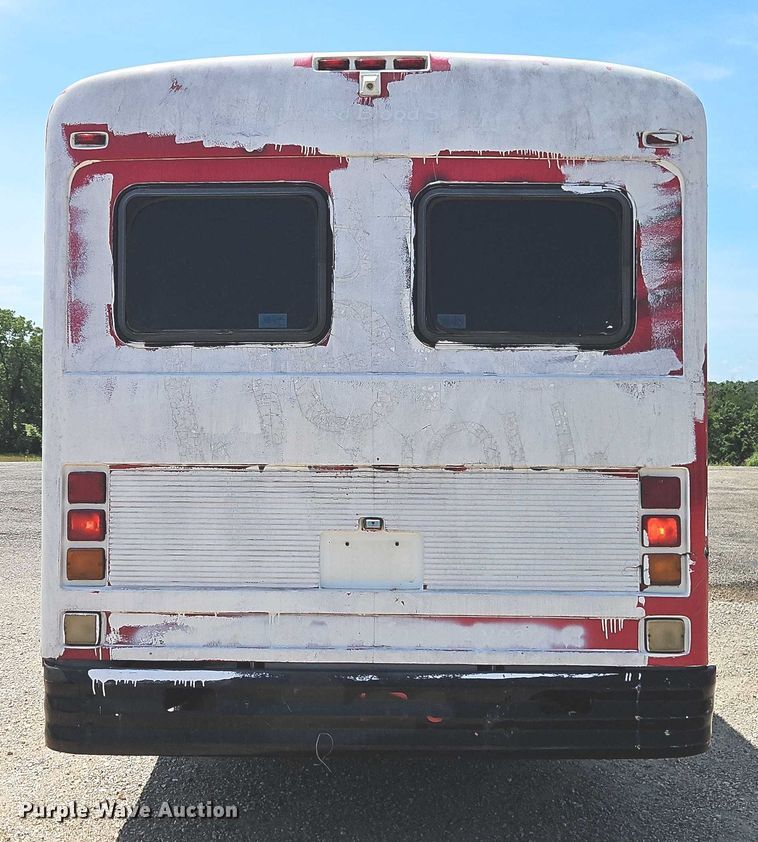 image for item EO4518 1998 Blue Bird F121640 coach bus