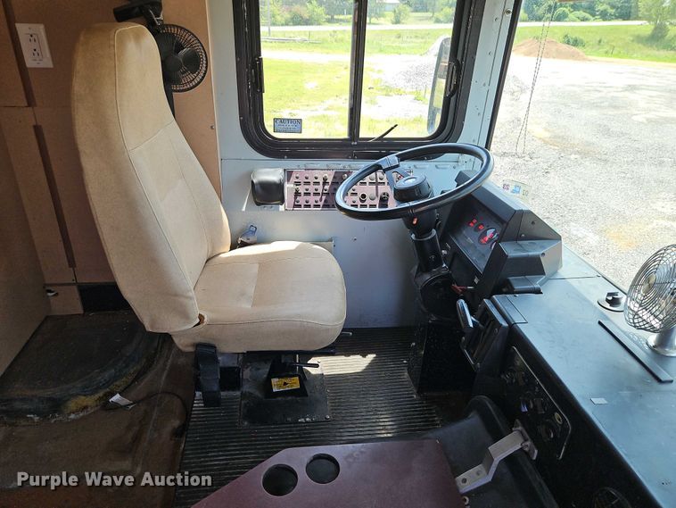 image for item EO4518 1998 Blue Bird F121640 coach bus