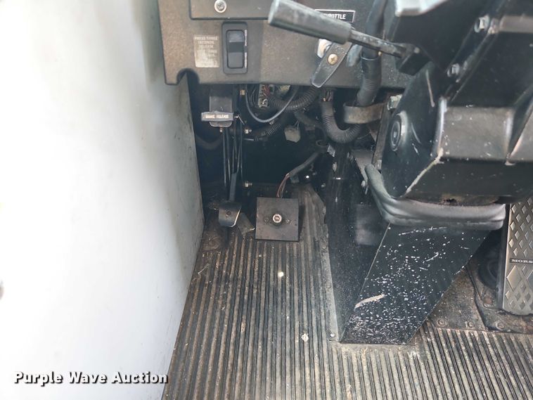 image for item EO4518 1998 Blue Bird F121640 coach bus