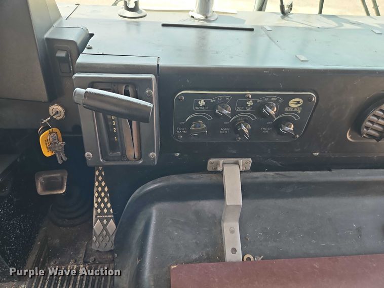 image for item EO4518 1998 Blue Bird F121640 coach bus