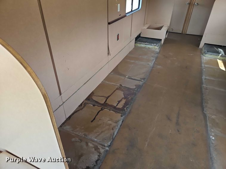 image for item EO4518 1998 Blue Bird F121640 coach bus