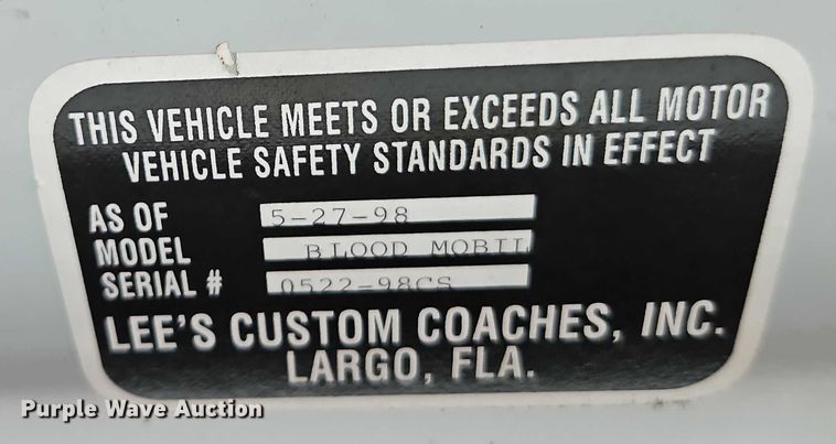 image for item EO4518 1998 Blue Bird F121640 coach bus