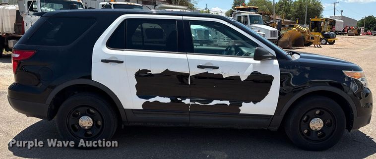 image for item EQ4600 2015 Ford Explorer Police Interceptor SUV