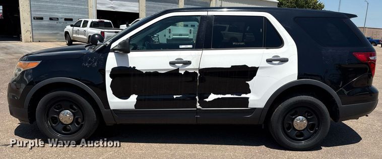 image for item EQ4600 2015 Ford Explorer Police Interceptor SUV