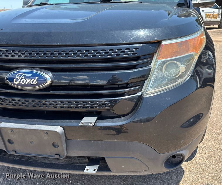 image for item EQ4600 2015 Ford Explorer Police Interceptor SUV