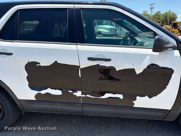 image for item EQ4600 2015 Ford Explorer Police Interceptor SUV