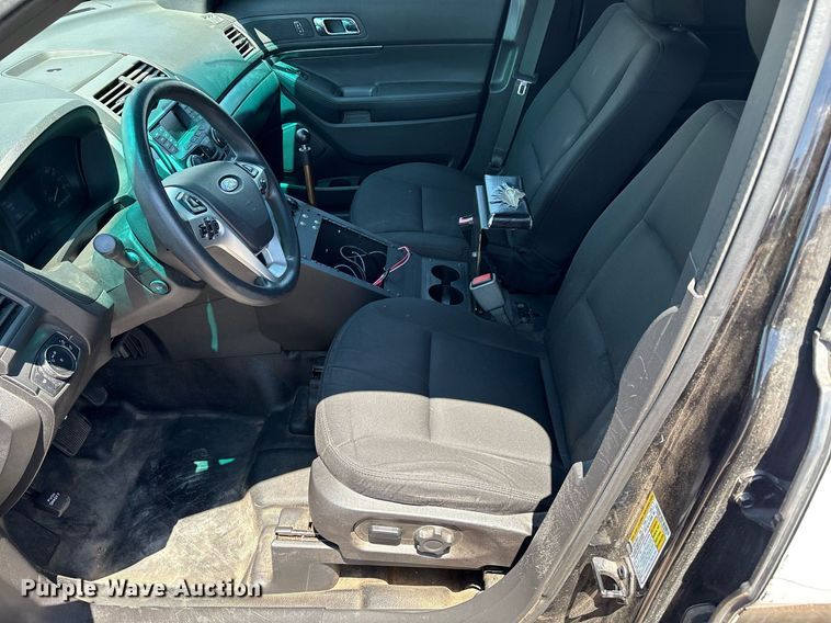 image for item EQ4600 2015 Ford Explorer Police Interceptor SUV