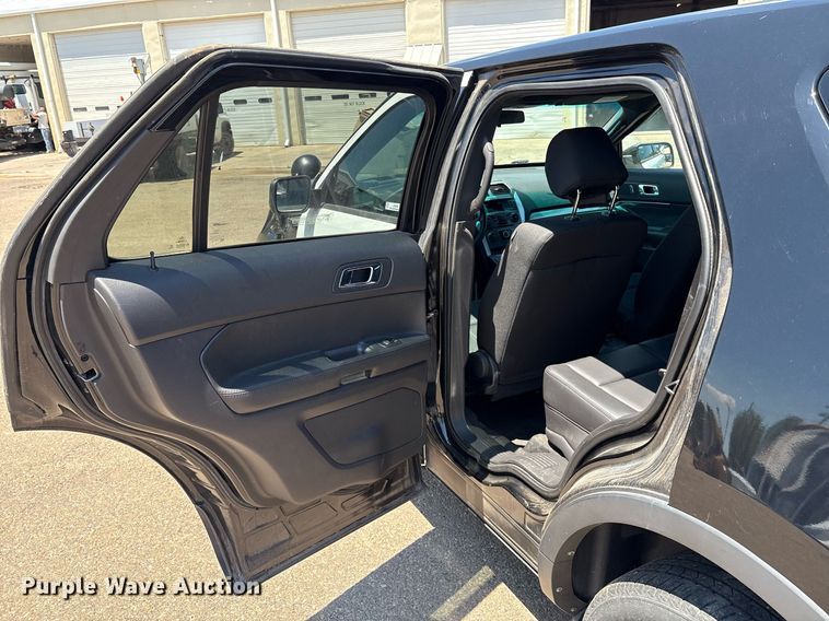 image for item EQ4600 2015 Ford Explorer Police Interceptor SUV