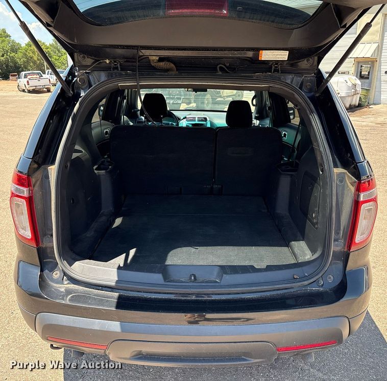 image for item EQ4600 2015 Ford Explorer Police Interceptor SUV