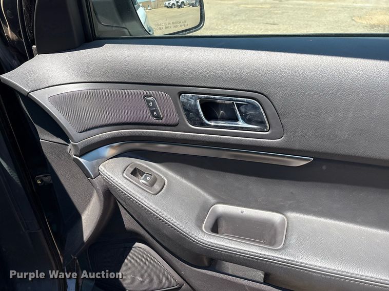 image for item EQ4600 2015 Ford Explorer Police Interceptor SUV