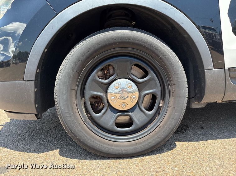 image for item EQ4600 2015 Ford Explorer Police Interceptor SUV