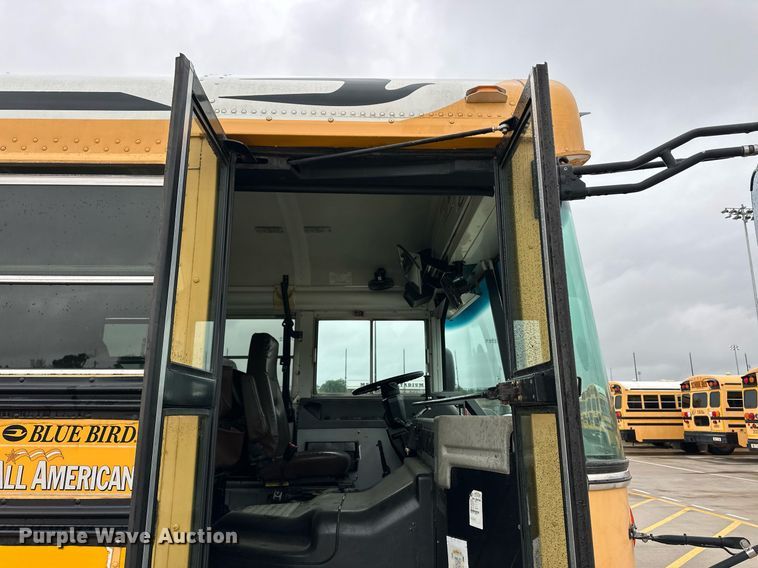 image for item EQ4854 2006 Blue Bird All American FE school bus