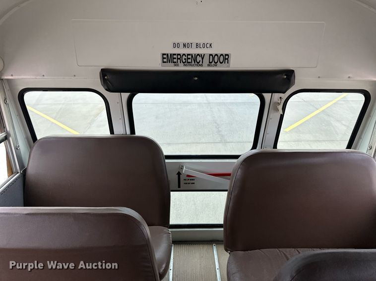 image for item EQ4854 2006 Blue Bird All American FE school bus