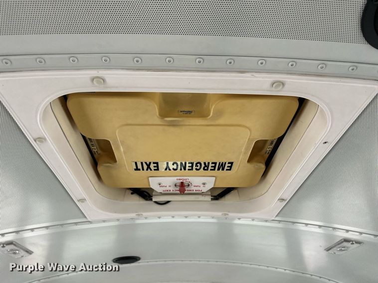 image for item EQ4854 2006 Blue Bird All American FE school bus