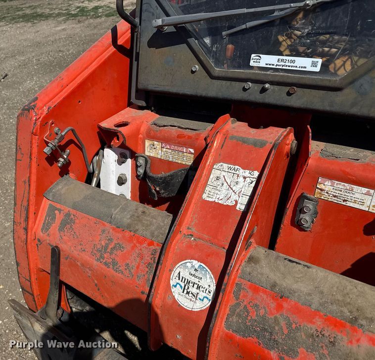 image for item ER2100 1995 Bobcat 853H skid steer loader