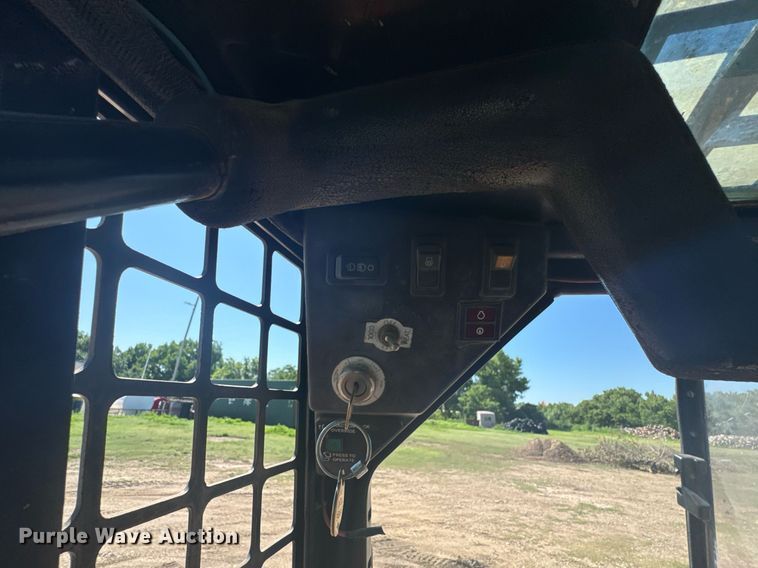 image for item ER2100 1995 Bobcat 853H skid steer loader