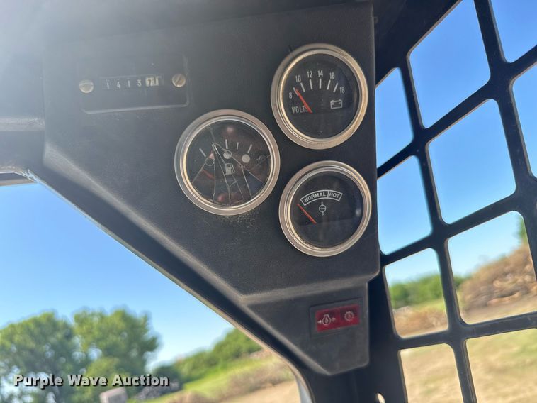 image for item ER2101 1993 Bobcat 742B skid steer loader