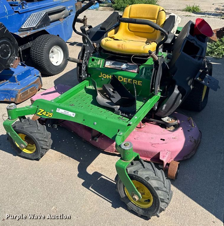 image for item ER2102 2008 John Deere Z425 ZTR lawn mower