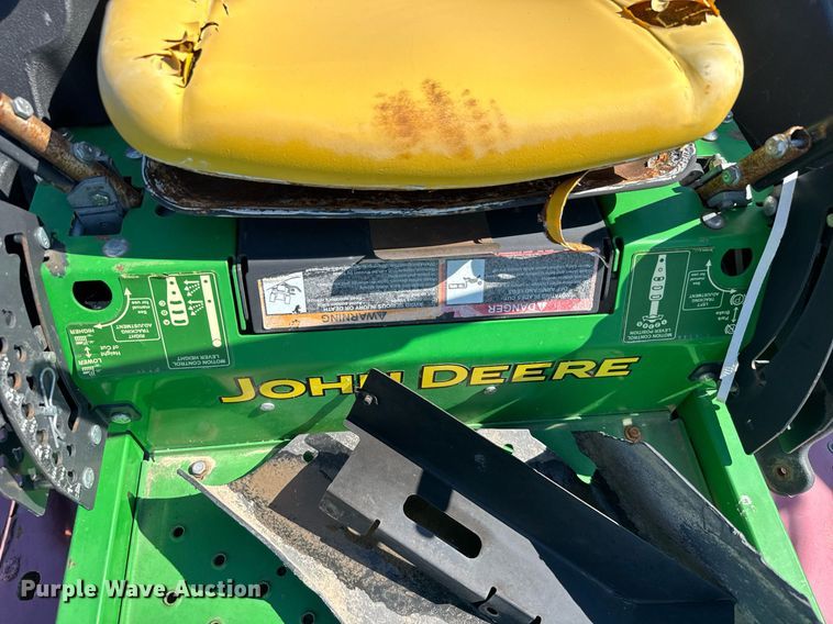 image for item ER2102 2008 John Deere Z425 ZTR lawn mower