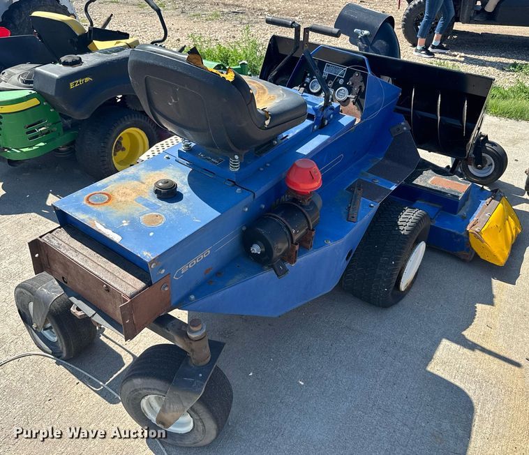 image for item ER2103 Deines 2000 lawn mower