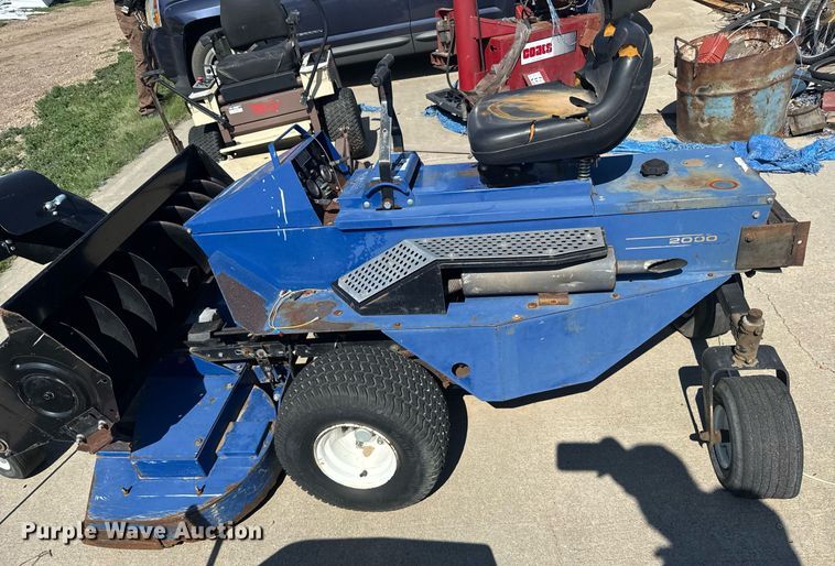 image for item ER2103 Deines 2000 lawn mower