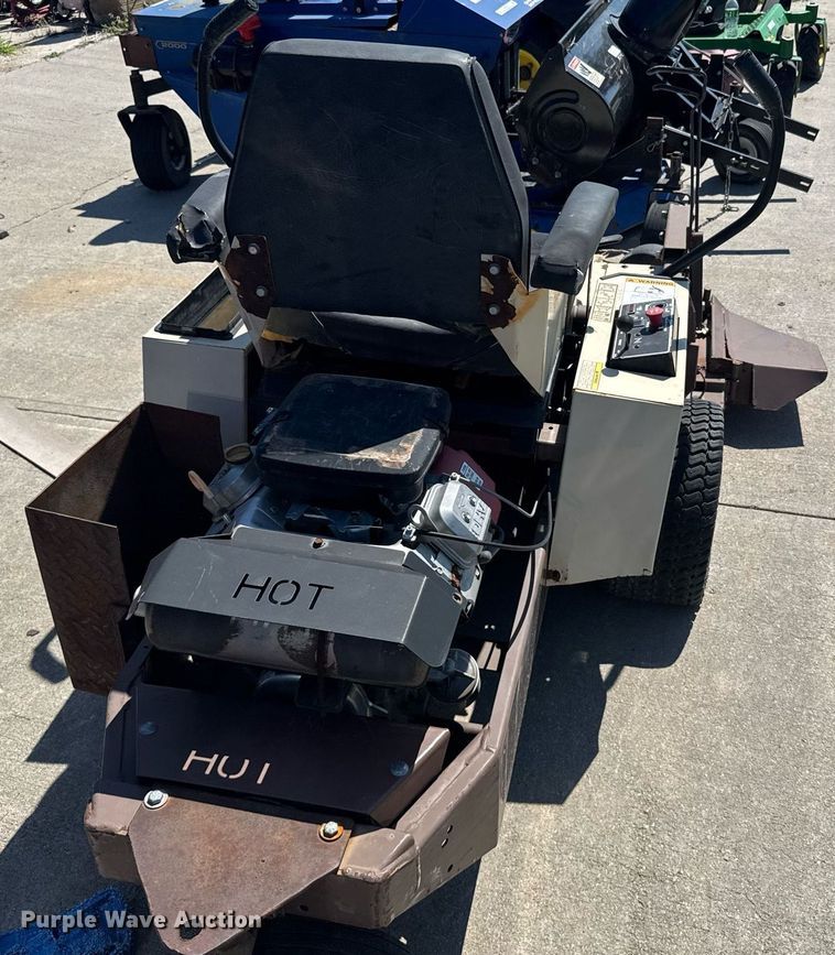 image for item ER2104 1996 Grasshopper 614 ZTR lawn mower