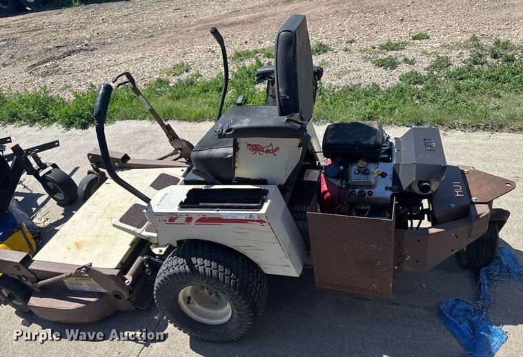 image for item ER2104 1996 Grasshopper 614 ZTR lawn mower