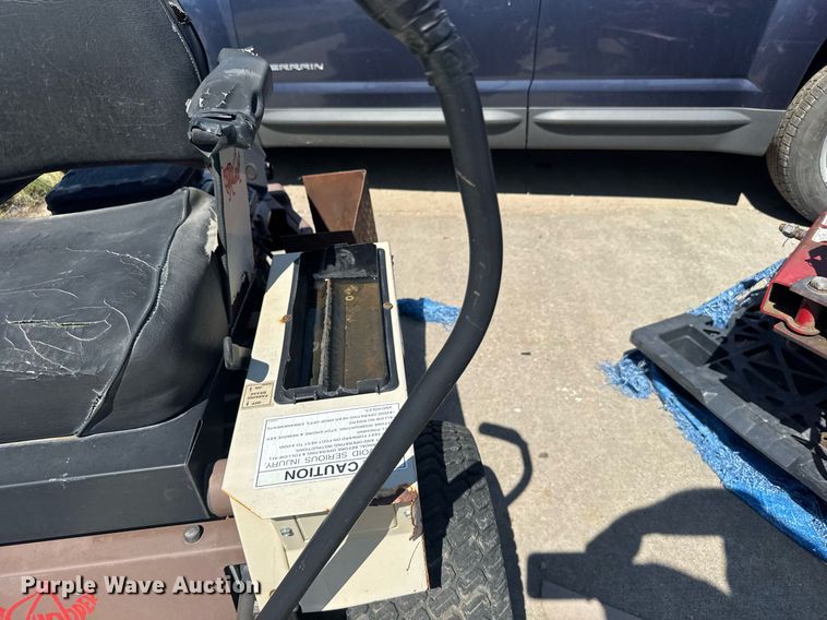 image for item ER2104 1996 Grasshopper 614 ZTR lawn mower